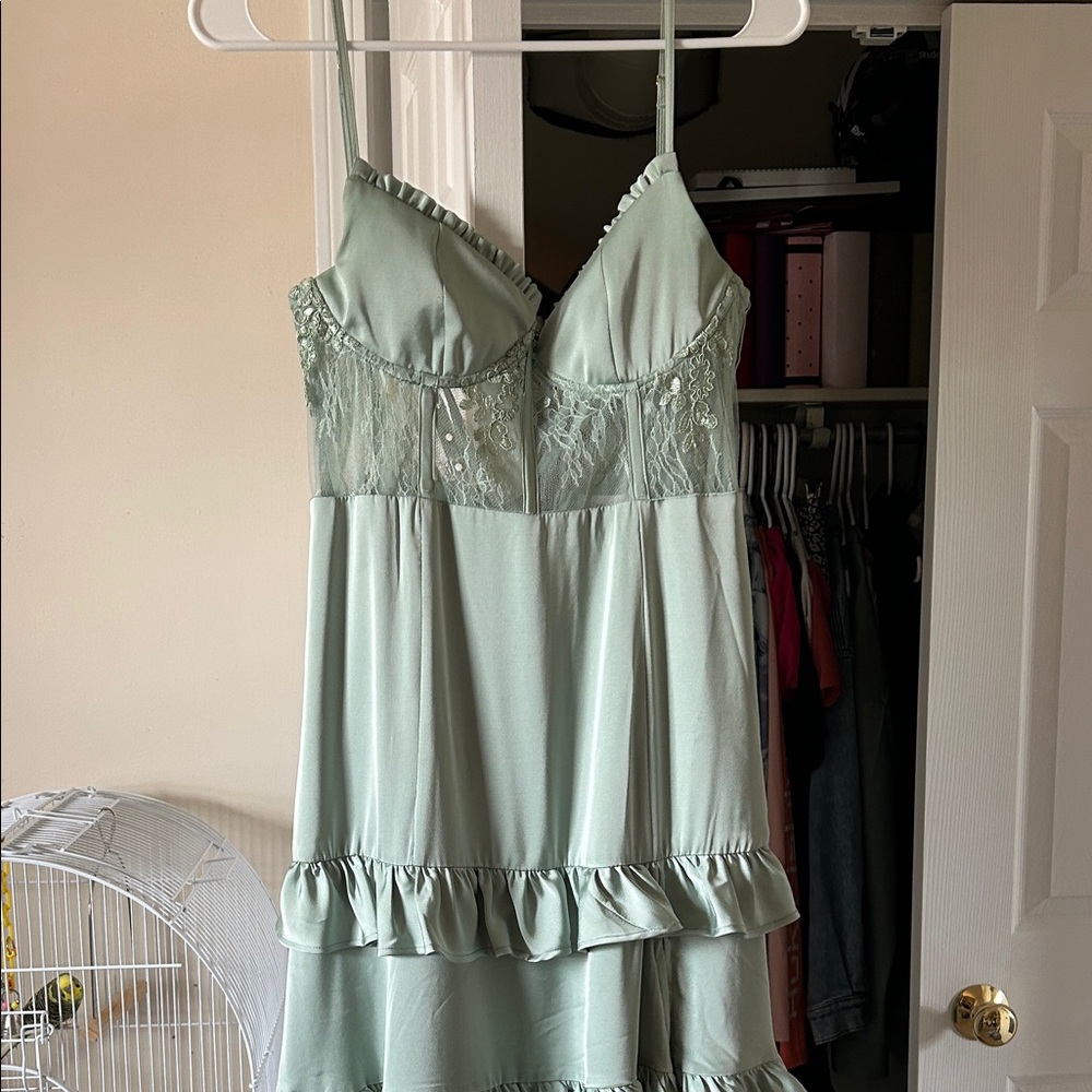 Light Green Lace-Trim Altar’d State Prom Dress